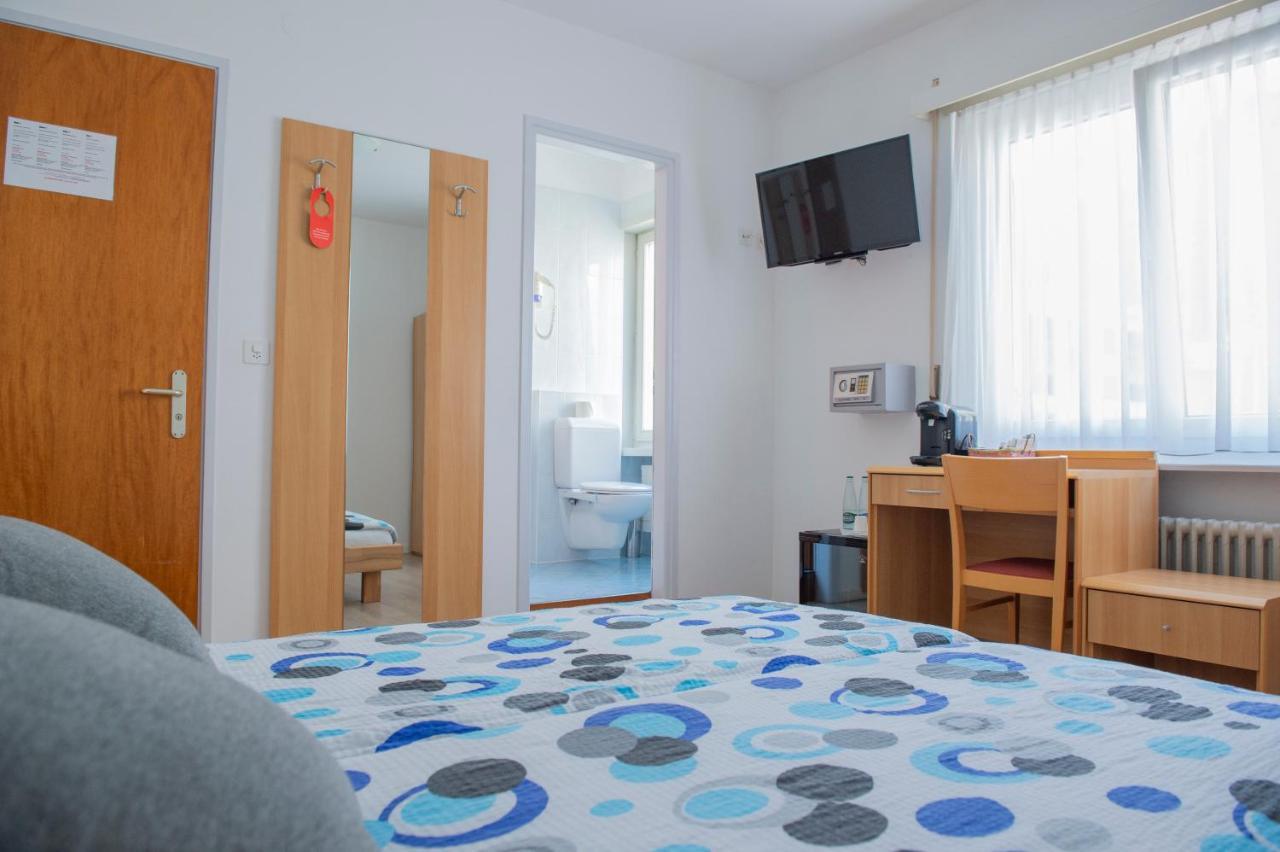 Hotel Garni Moderno Bellinzona Exterior foto